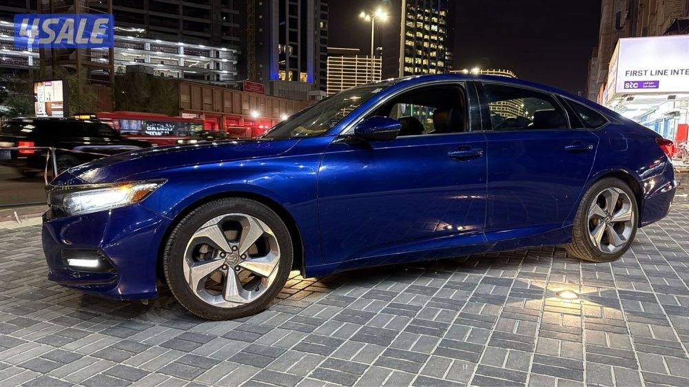 للبيع هوندا اكورد ، فئة سبورت ماشي 115 الف ، السيارة نظيفة ، مالك اول1