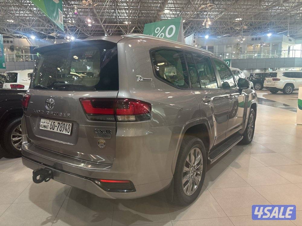 للبيع لاندكروزو Gxr1