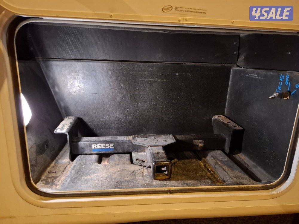 للبيع كرفان ACE ثور 10 سلندر فورد11