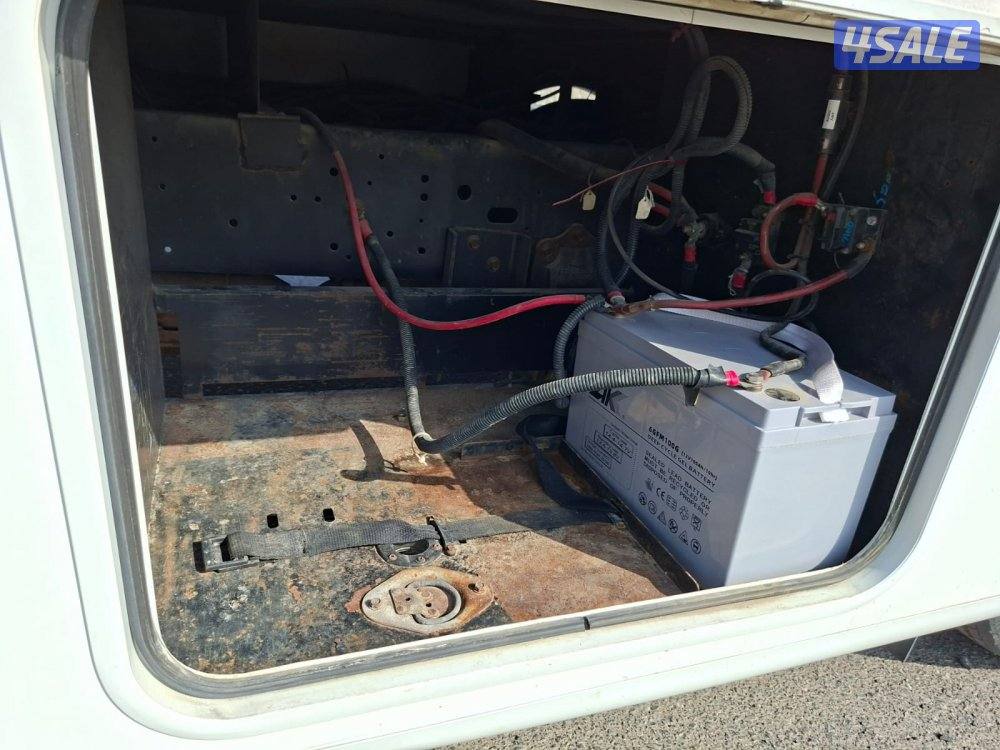 للبيع كرفان ACE ثور 10 سلندر فورد15