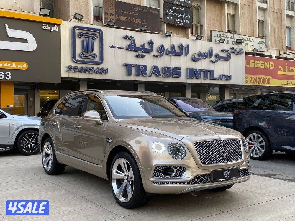 بنتلي بينتايجا V12 موديل 2018 عداد 41 الف كيلو فقط تحت كفاله صبغ وكاله2