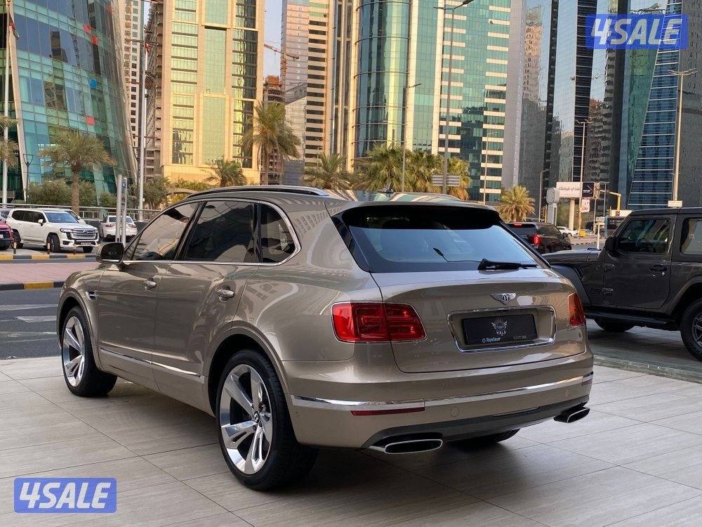 بنتلي بينتايجا V12 موديل 2018 عداد 41 الف كيلو فقط تحت كفاله صبغ وكاله3
