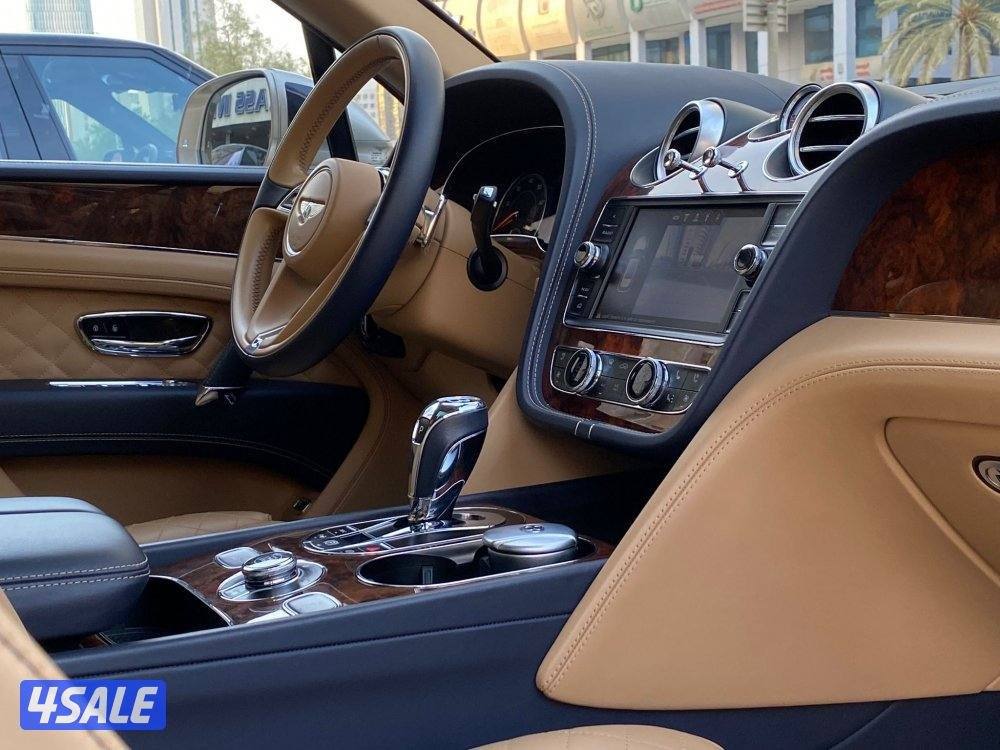 بنتلي بينتايجا V12 موديل 2018 عداد 41 الف كيلو فقط تحت كفاله صبغ وكاله5