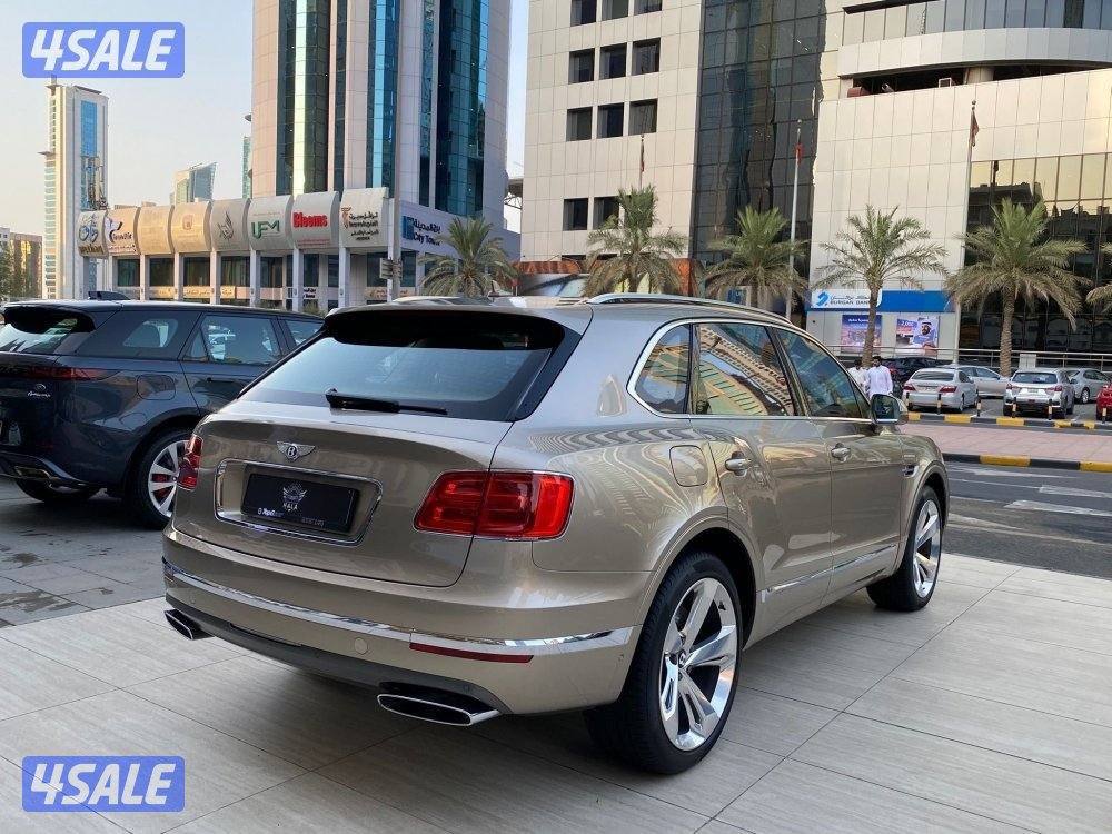 بنتلي بينتايجا V12 موديل 2018 عداد 41 الف كيلو فقط تحت كفاله صبغ وكاله4