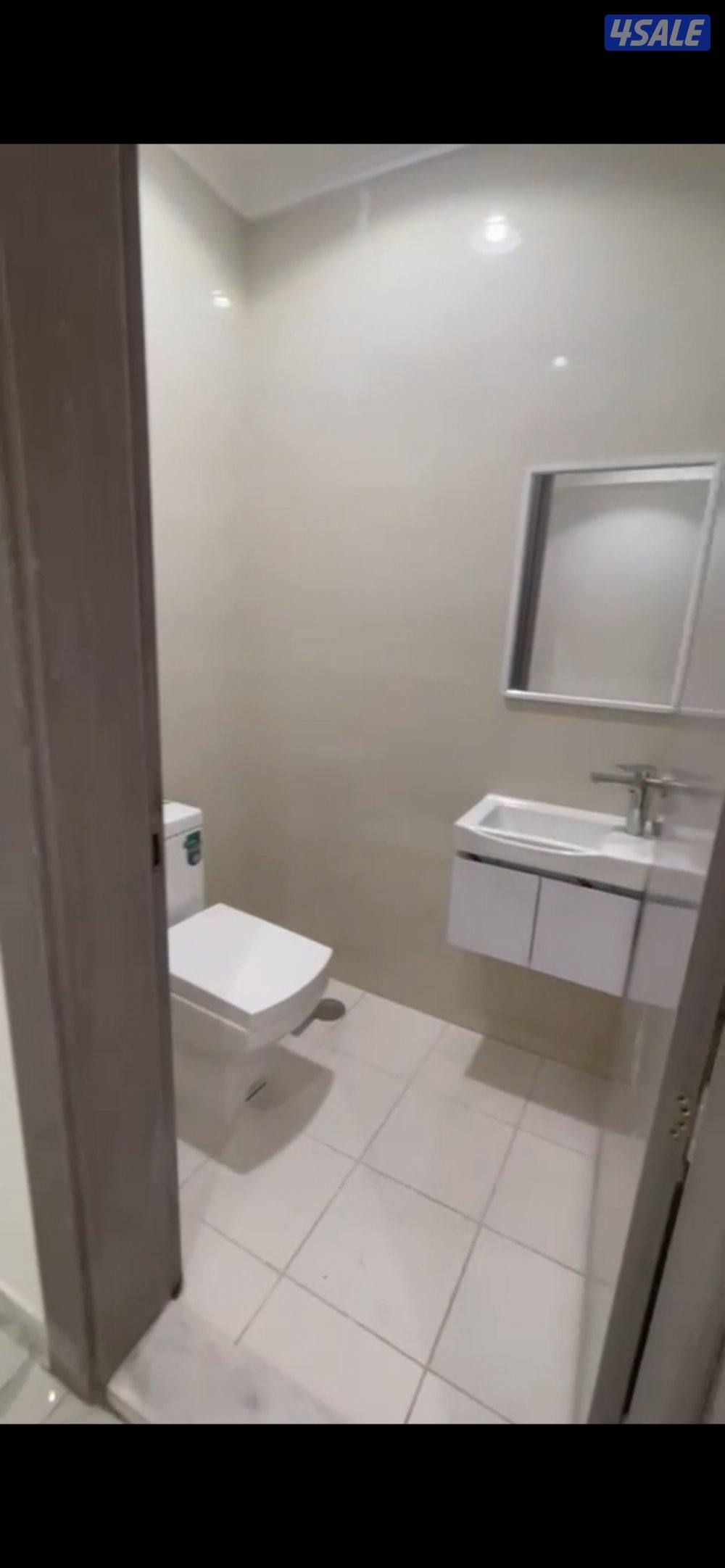 للايجار شقه في الاندلس 4 غرف نوم0