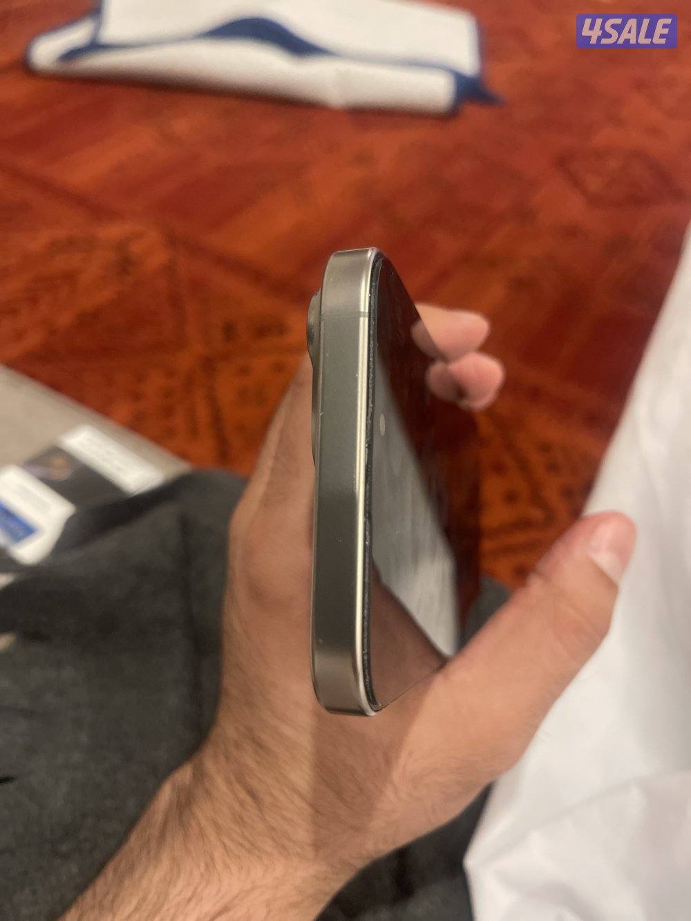 ايفون 16pro max5