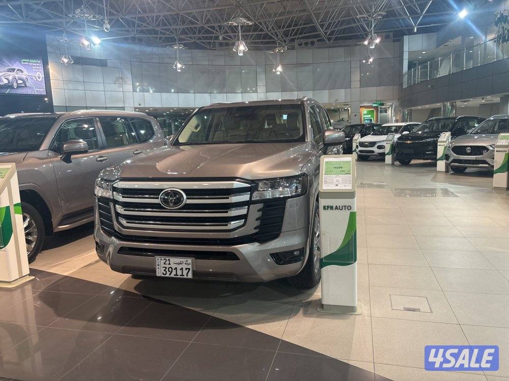 للبيع لاتدكروزر Gxr0