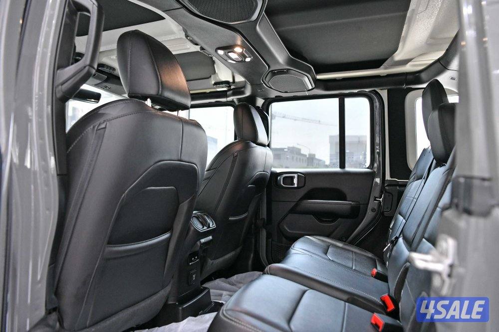 جيب رانجلر4