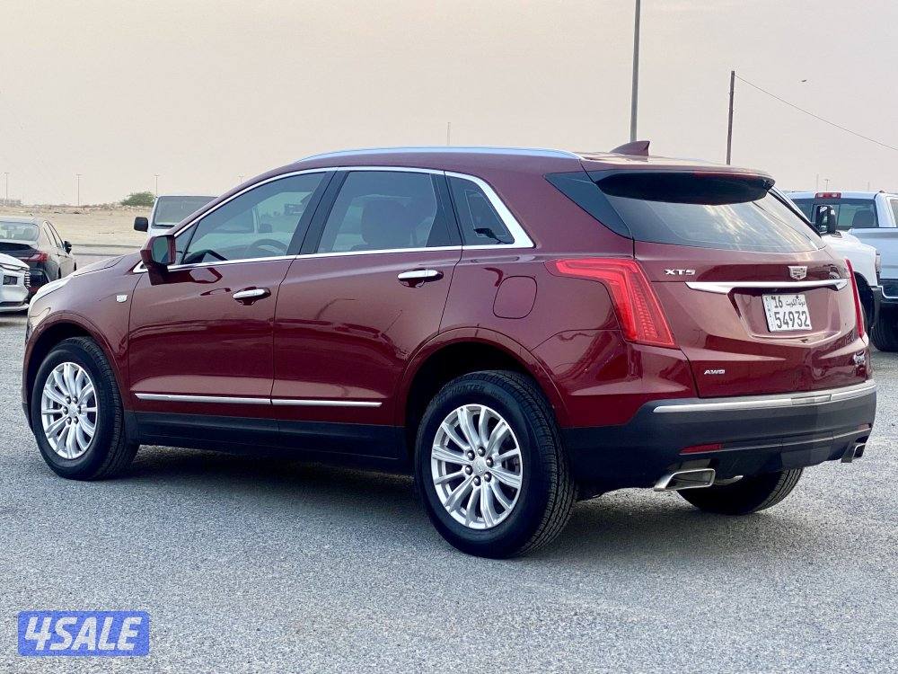جيب كاديلاك XT5 وارد وكاله بحاله ممتازه2