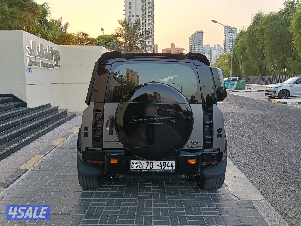 السالمية لاند روفر ديفندر موديل 2023 V64