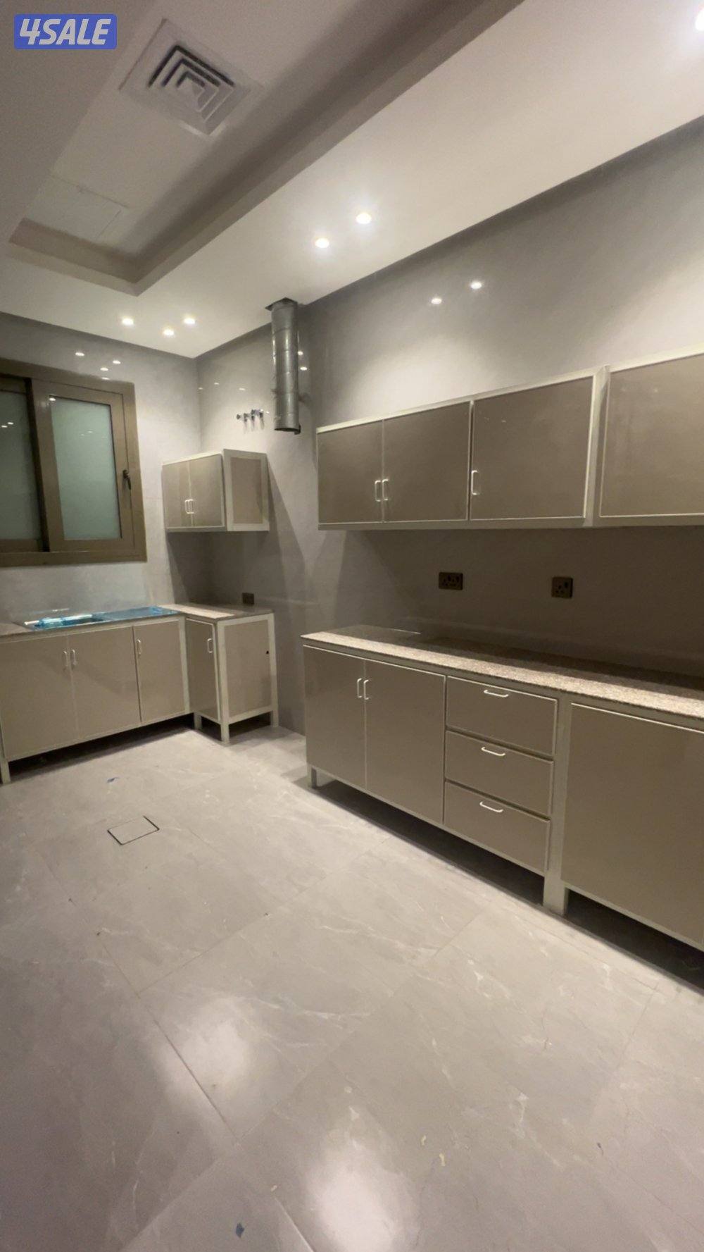 جنوب عبدالله المبارك قطعه 5 شارع 508 قسيمه 1336