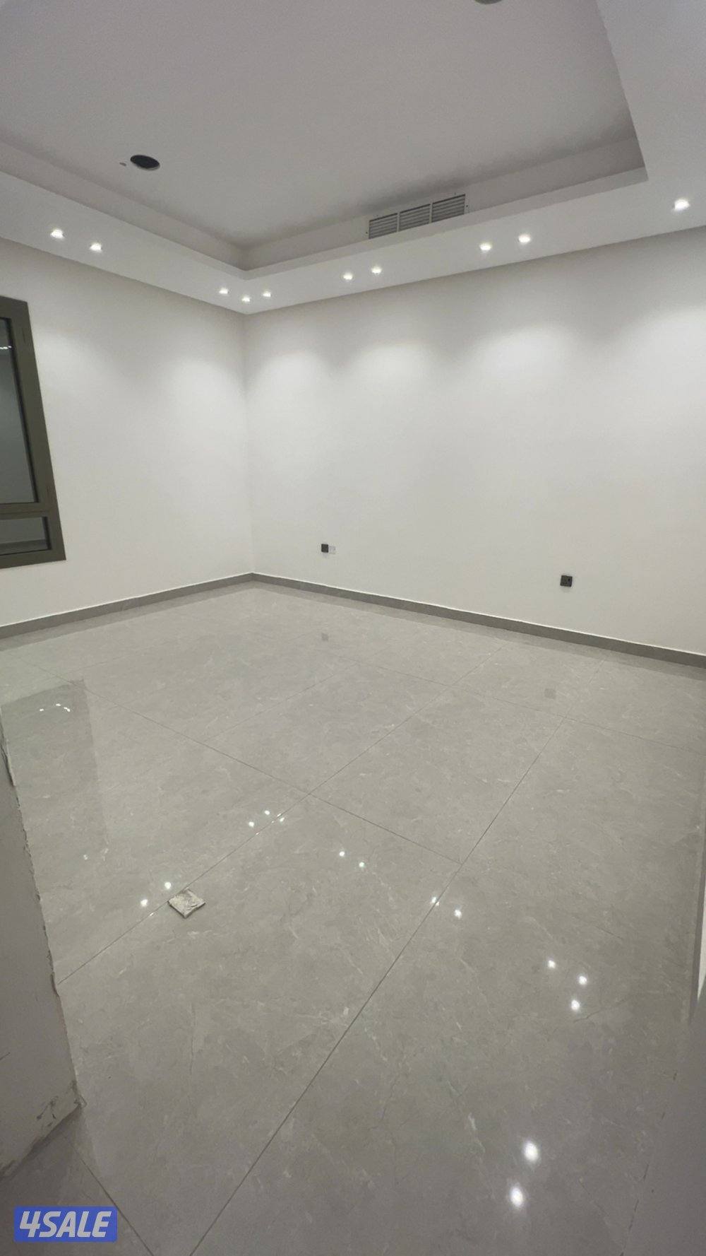 جنوب عبدالله المبارك قطعه 5 شارع 508 قسيمه 1339