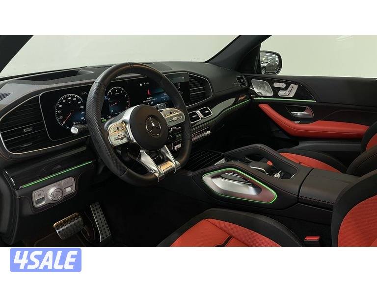 Mercedes-Benz GLE SUV10