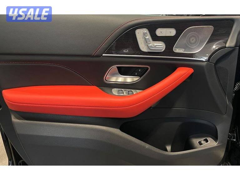 Mercedes-Benz GLE SUV14