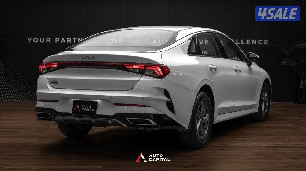 KIA K5 - Original Paint with Free Tinting From LLUMAR1