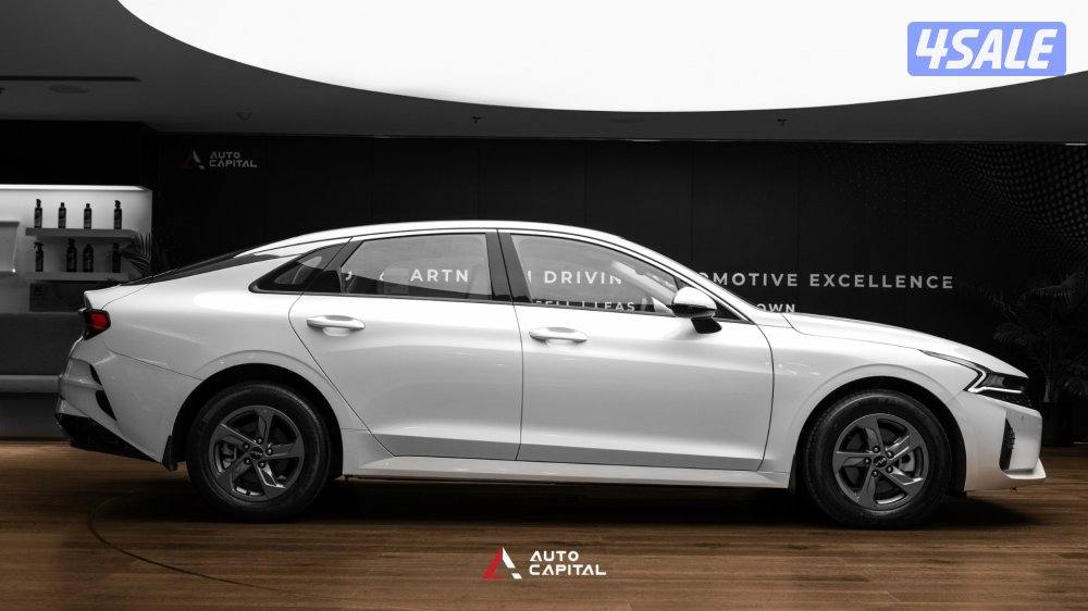 KIA K5 - Original Paint with Free Tinting From LLUMAR4