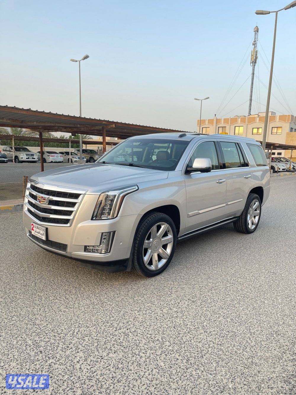 كاديلاك اسكاليد وارد الخليج صبغ قطعه والباقي شرط الفحص الفحص0