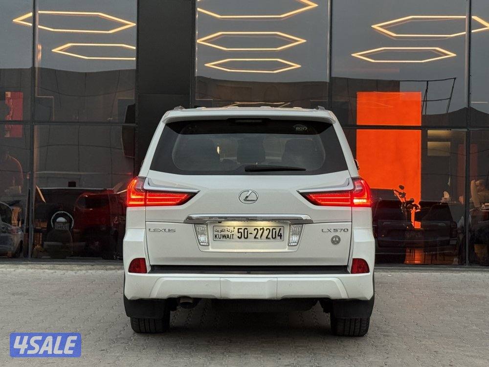 LEXUS LX570 _ 20174