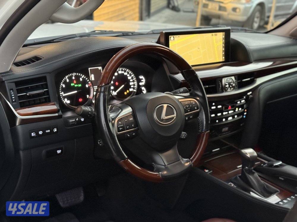 LEXUS LX570 _ 20177