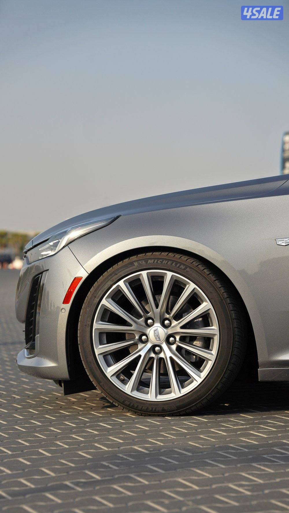 CT5 luxury Full Option 38 KM6