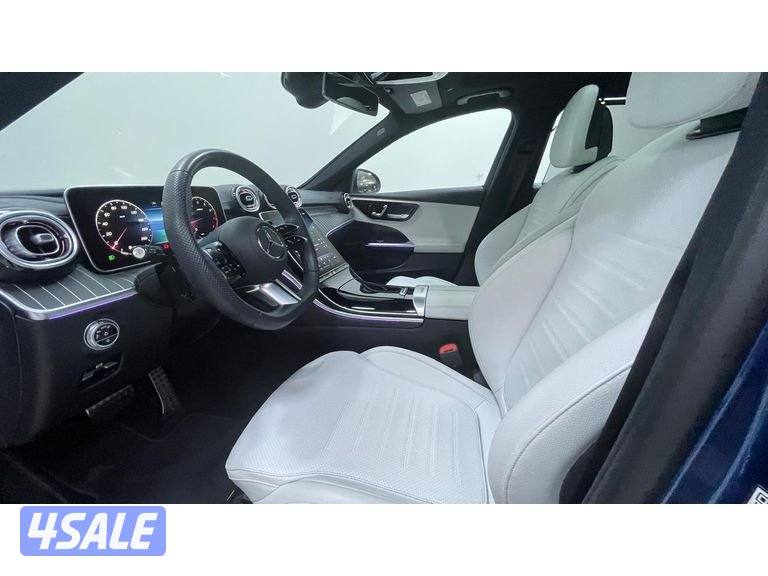 Mercedes-Benz C-Class13