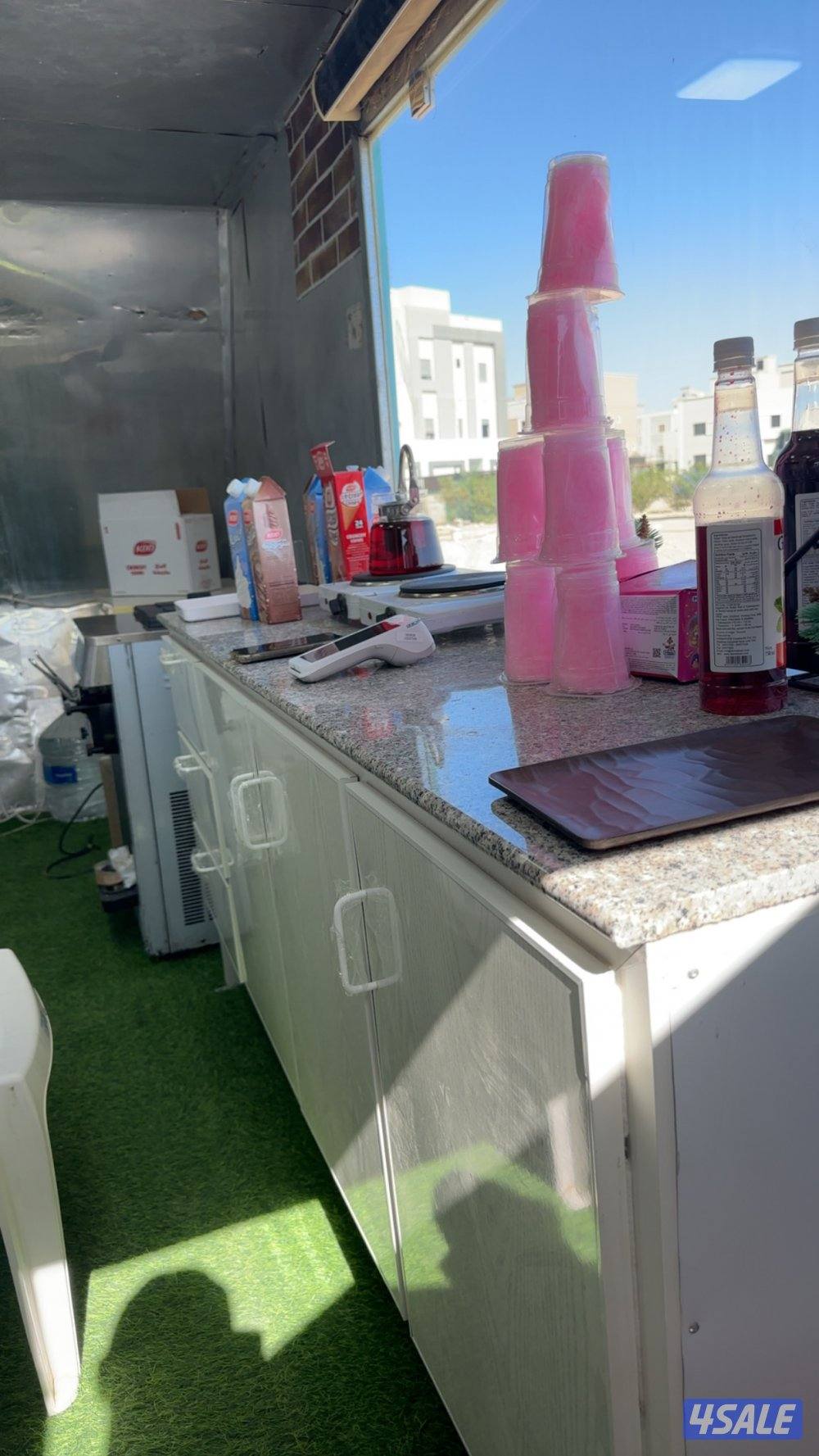 للبيع فود ترك كوفي جاهز بكامل اغراضه1