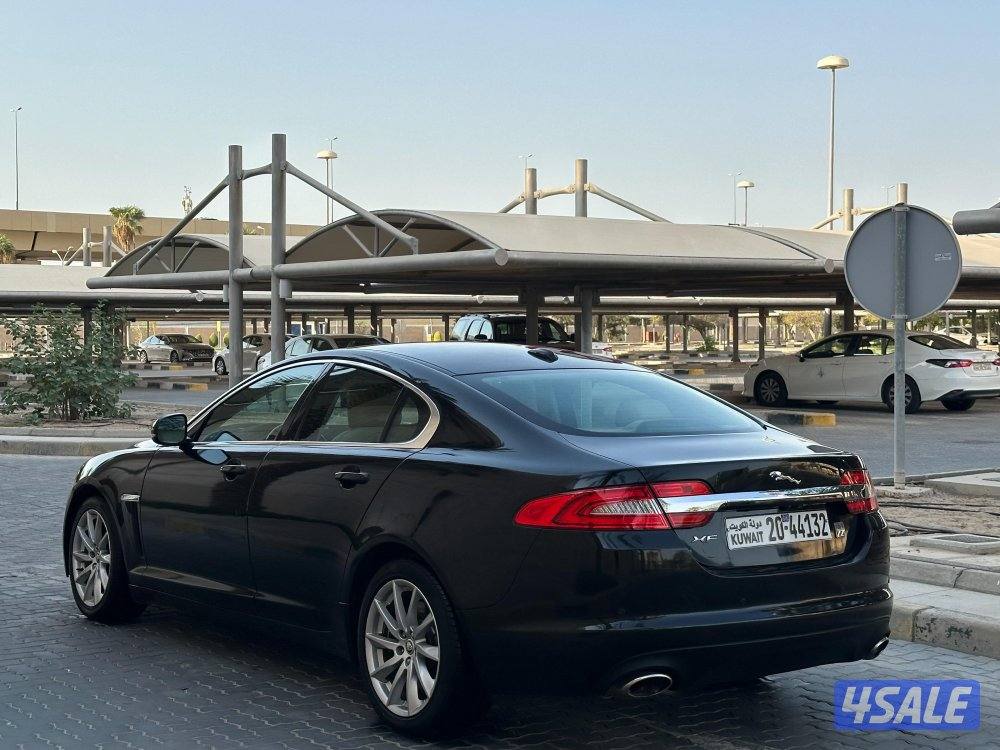 للبيع جاكوار XF موديل 2012 وارد الزياني3