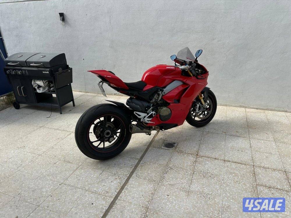2018 Ducati Panigale V4S1