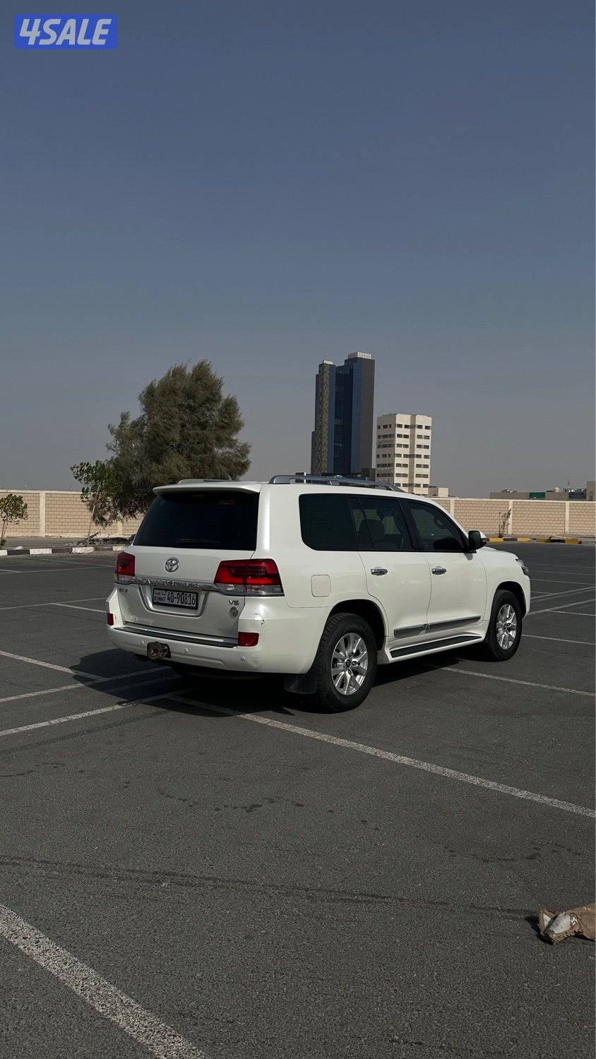 لاندكروزر نظيف 20184