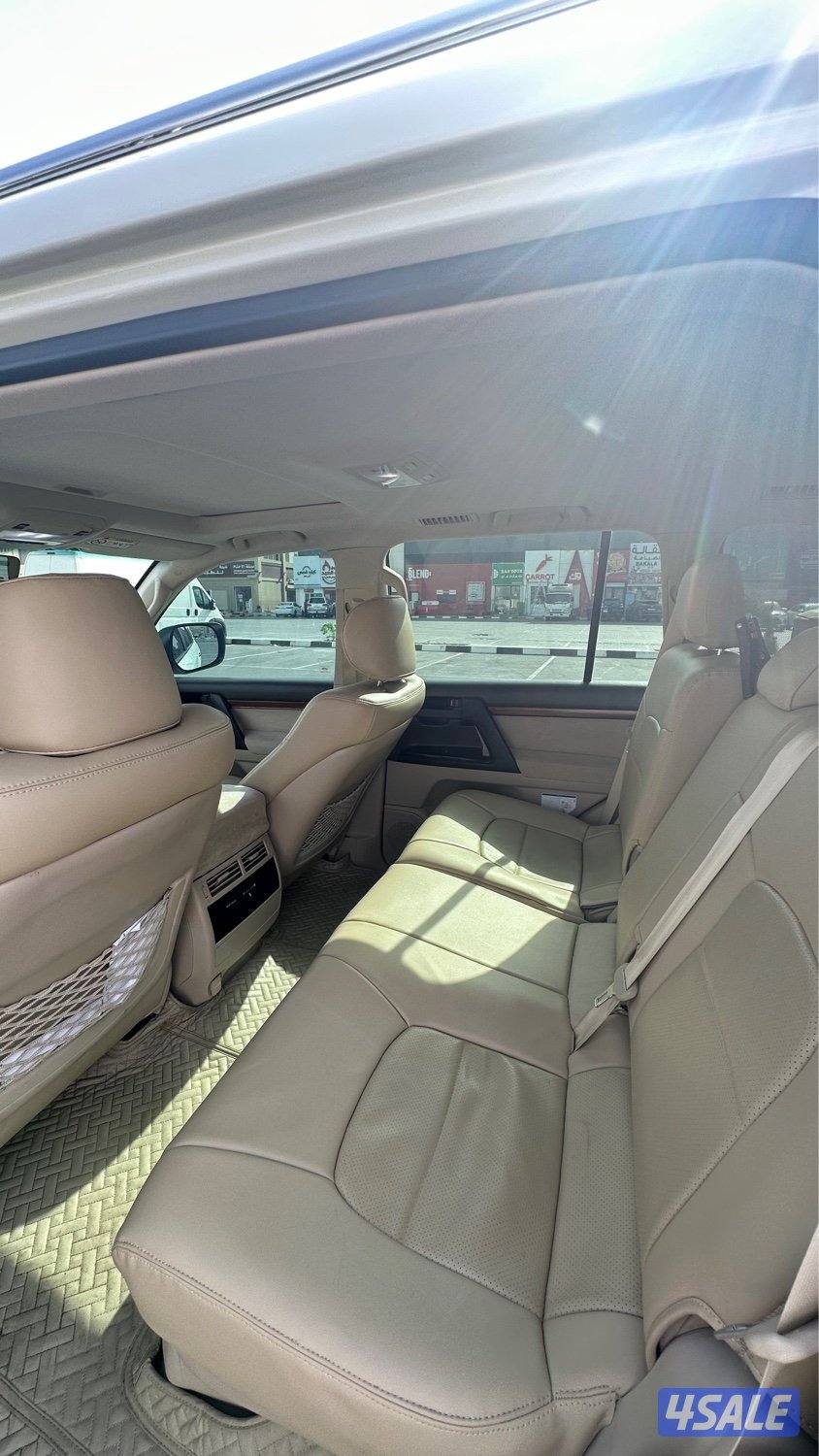 لاندكروزر نظيف 20189