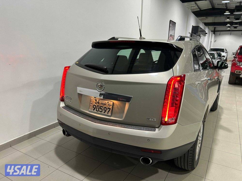 Cadillac SRX Luxury4