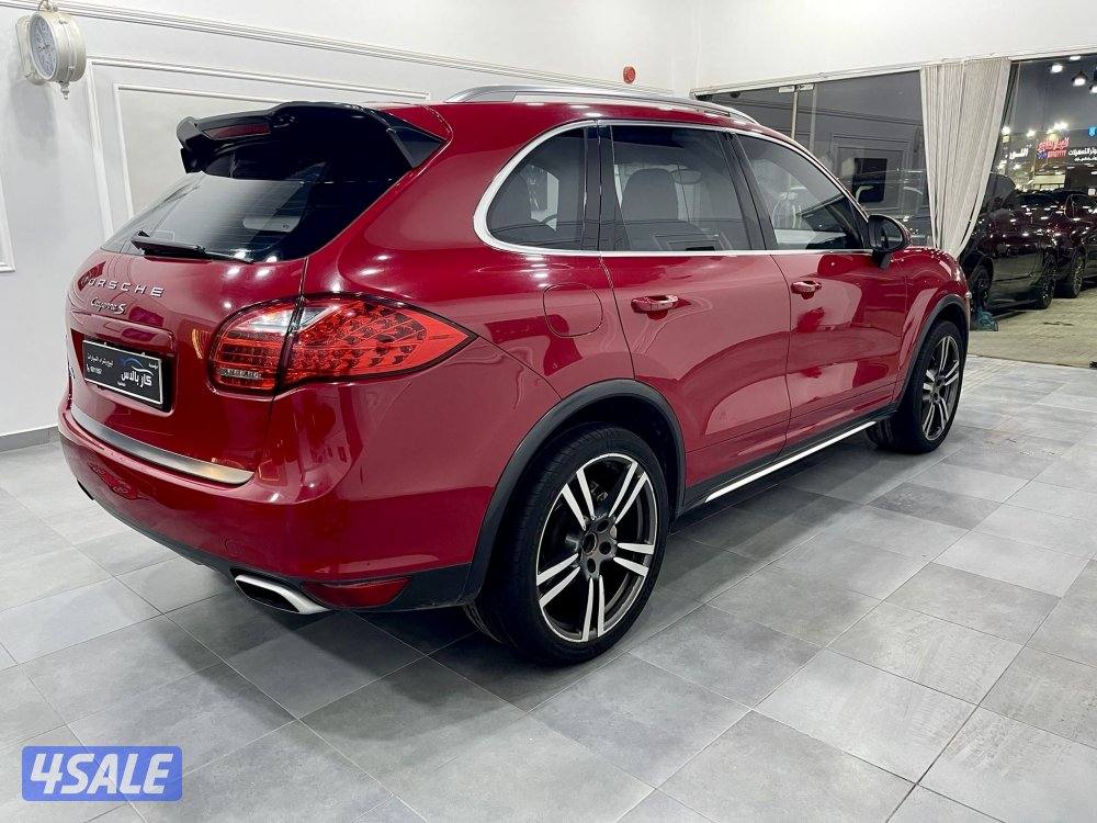 Cayenne S 2014 Red + Red10