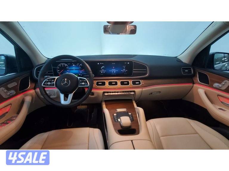 Mercedes-Benz GLE SUV11