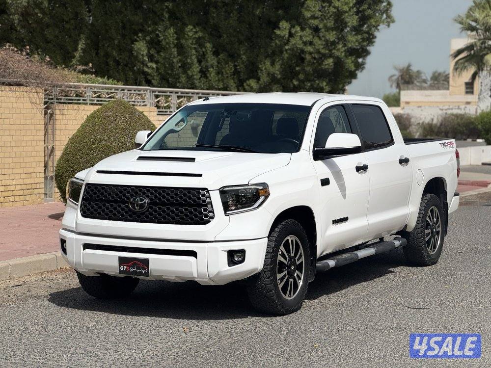 TOYOTA TUNDRA TRD SPORT 20193