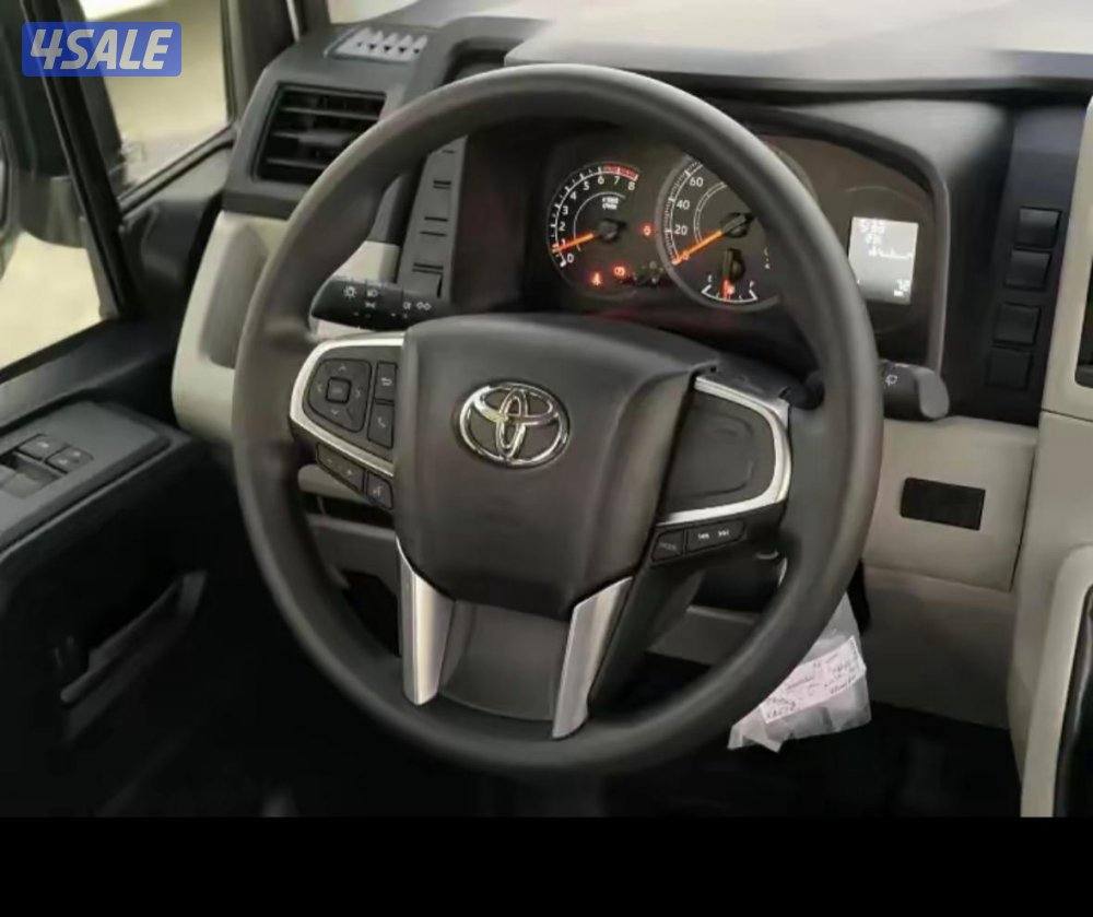 باص جديد تويوتا هايس مقفل الساير 2026 العداد اصفار بنزين قير اوتوماتيك3