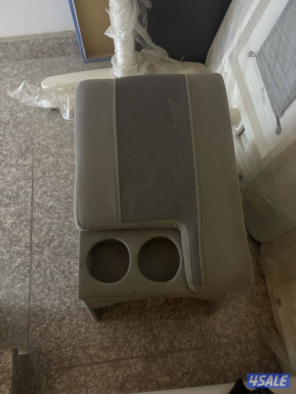 تكايتين لسفاري جلد ومخمل1