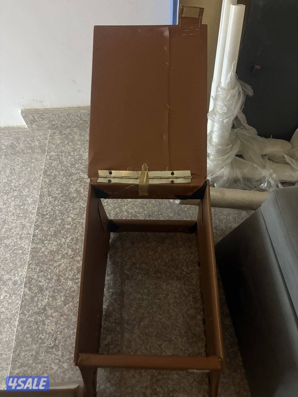 تكايتين لسفاري جلد ومخمل3