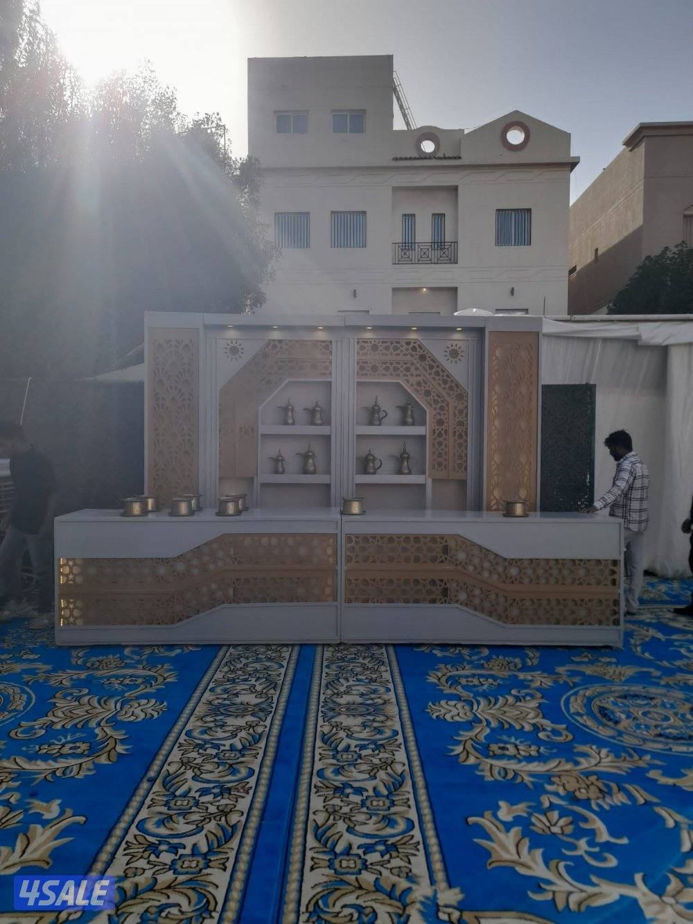 كراسي طاولات كنف مكيفات خدمة ضيافه كوشة عرس زينة تسكيرة ممرات بركن3