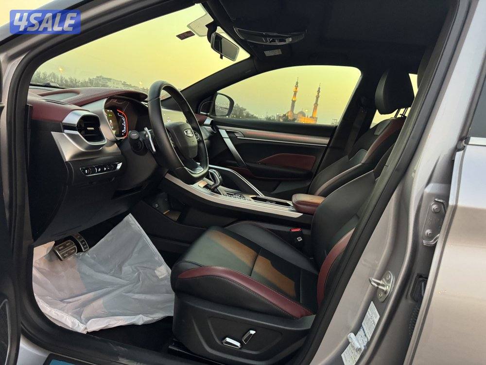 جيلي كولراي S كامل المواصفات بحالة الوكالة8