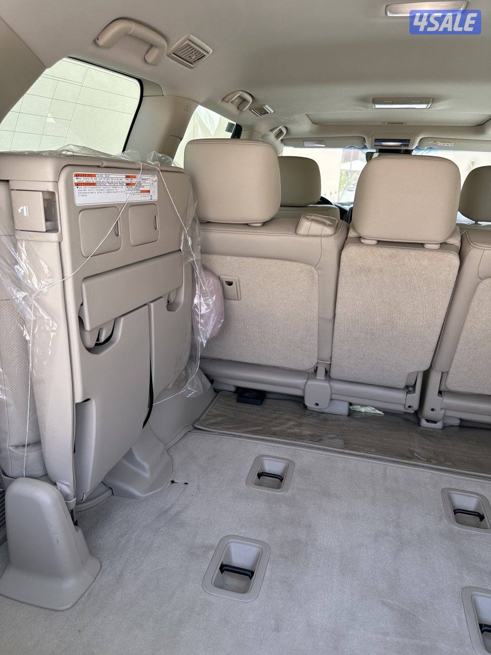 للبيع لاند كروزر ماشي ٤٨ الف  VXR وارد الساير1