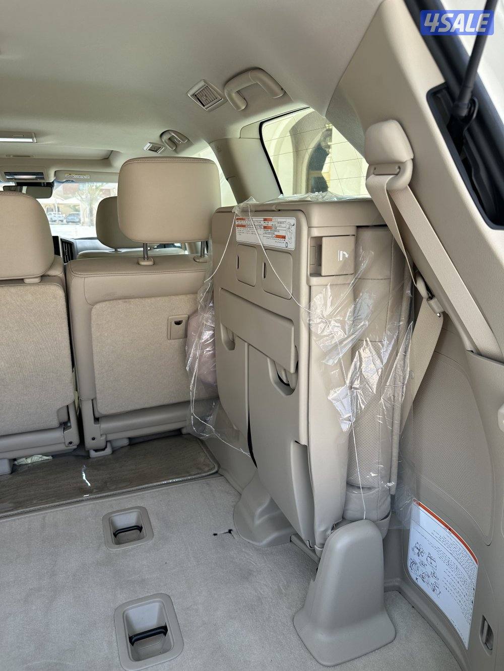 للبيع لاند كروزر ماشي ٤٨ الف  VXR وارد الساير4