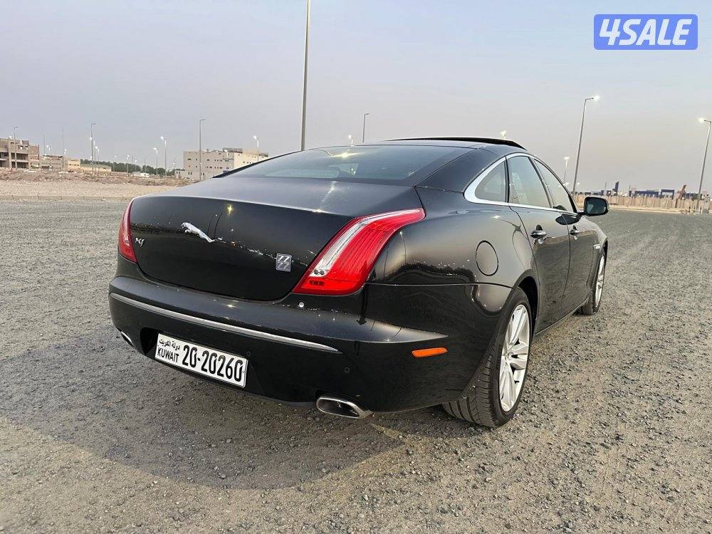 جاكوار XJ6L كامل المواصفات بقمة النظافة8