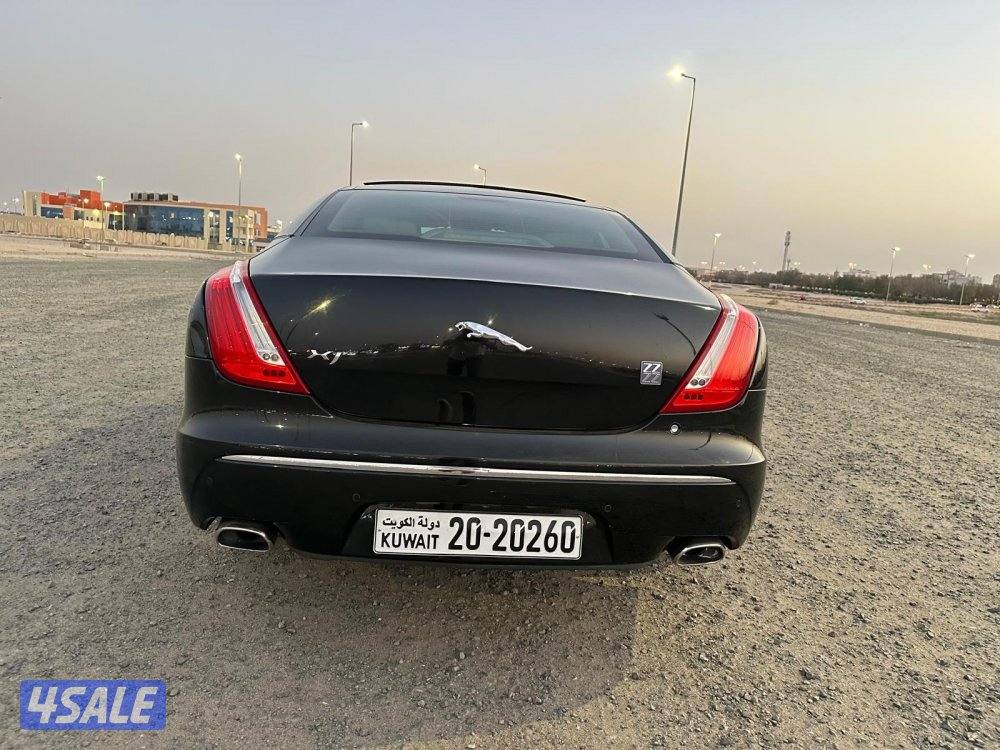 جاكوار XJ6L كامل المواصفات بقمة النظافة9