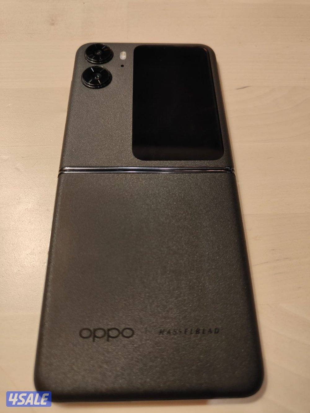 Oppo Find N2 flip8
