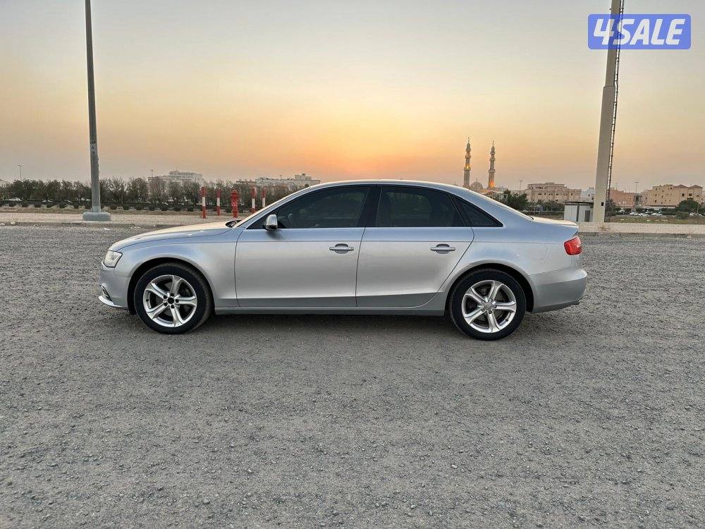 أودي A4 موديل ٢٠١٦ بحالة الوكالة3