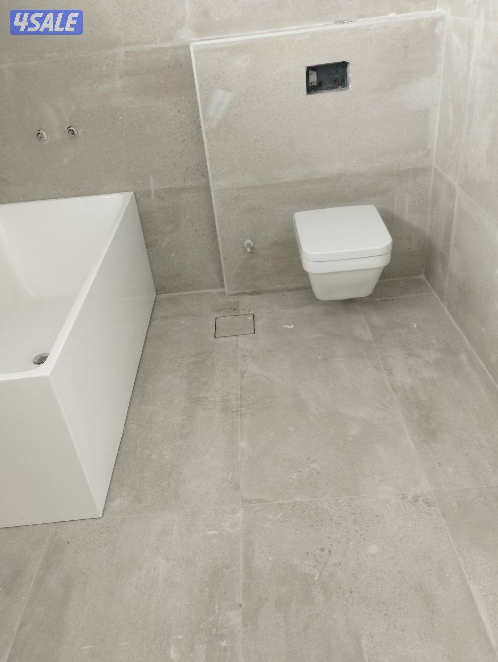 فني صحي تركيب حمامات جميع انواع الصيانه0