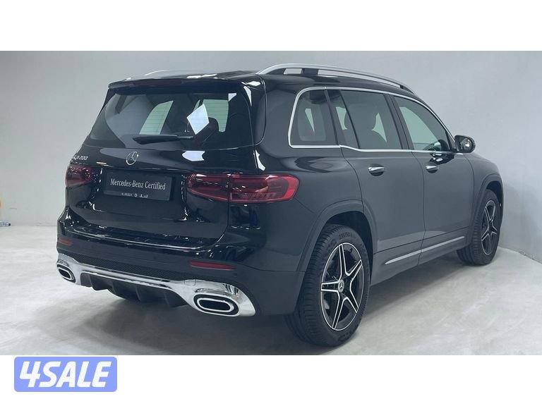 Mercedes-Benz GLB7