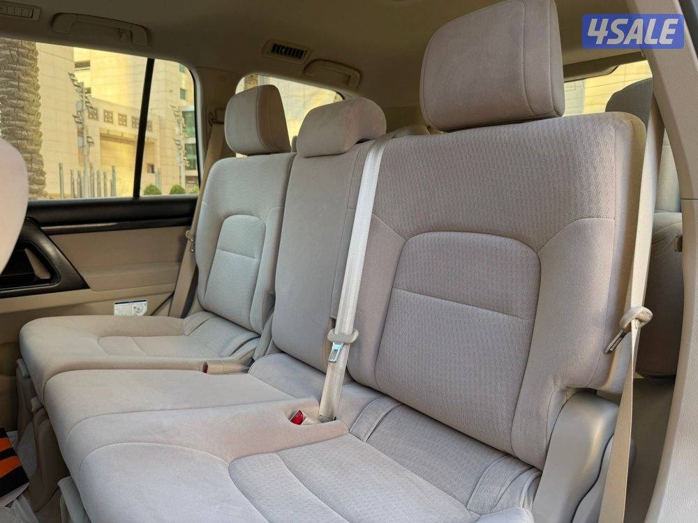 لاندكروزرGXR V6 GARN TOURING موديل2021 عداد146الف سيرفس منتظم8