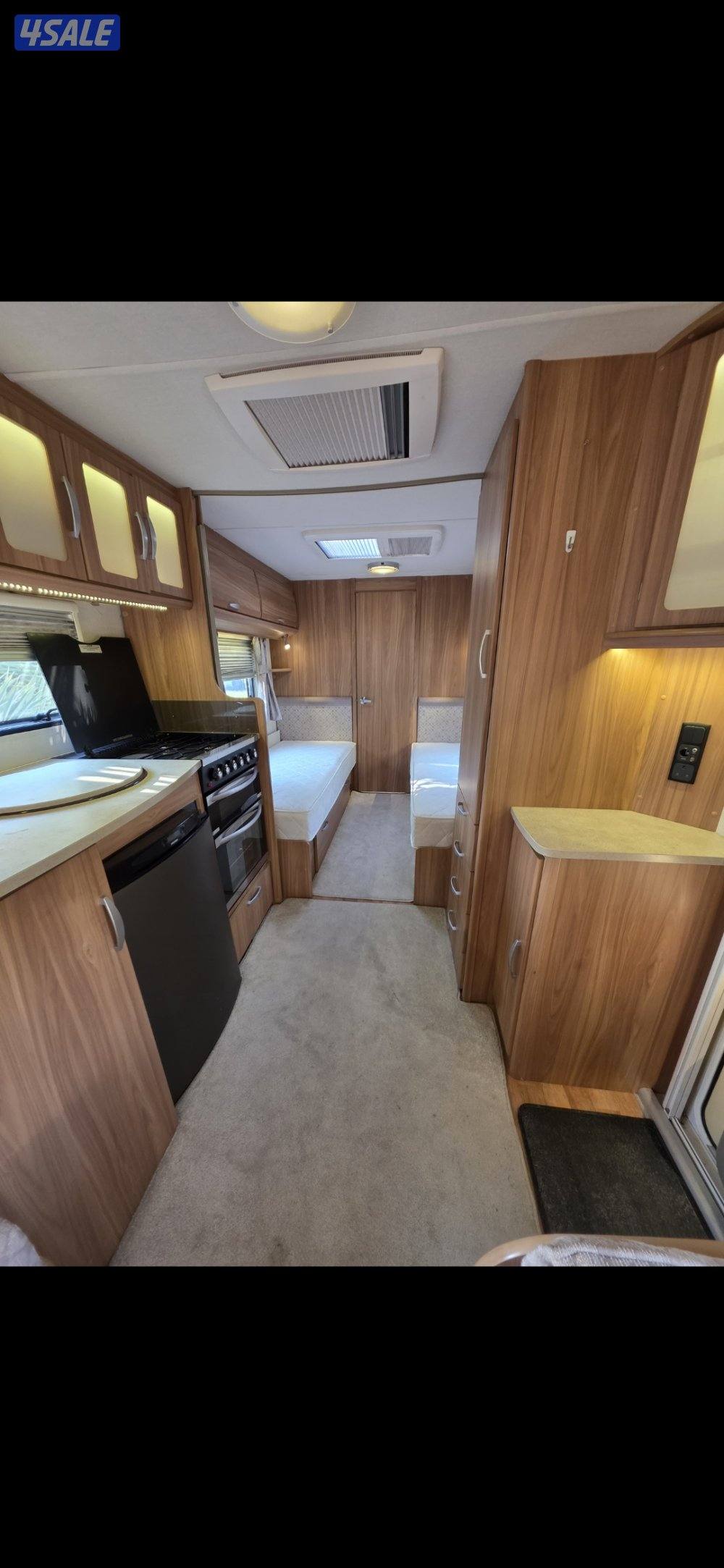 كرفان اوربي لونر 2013 - نظيف جدا4