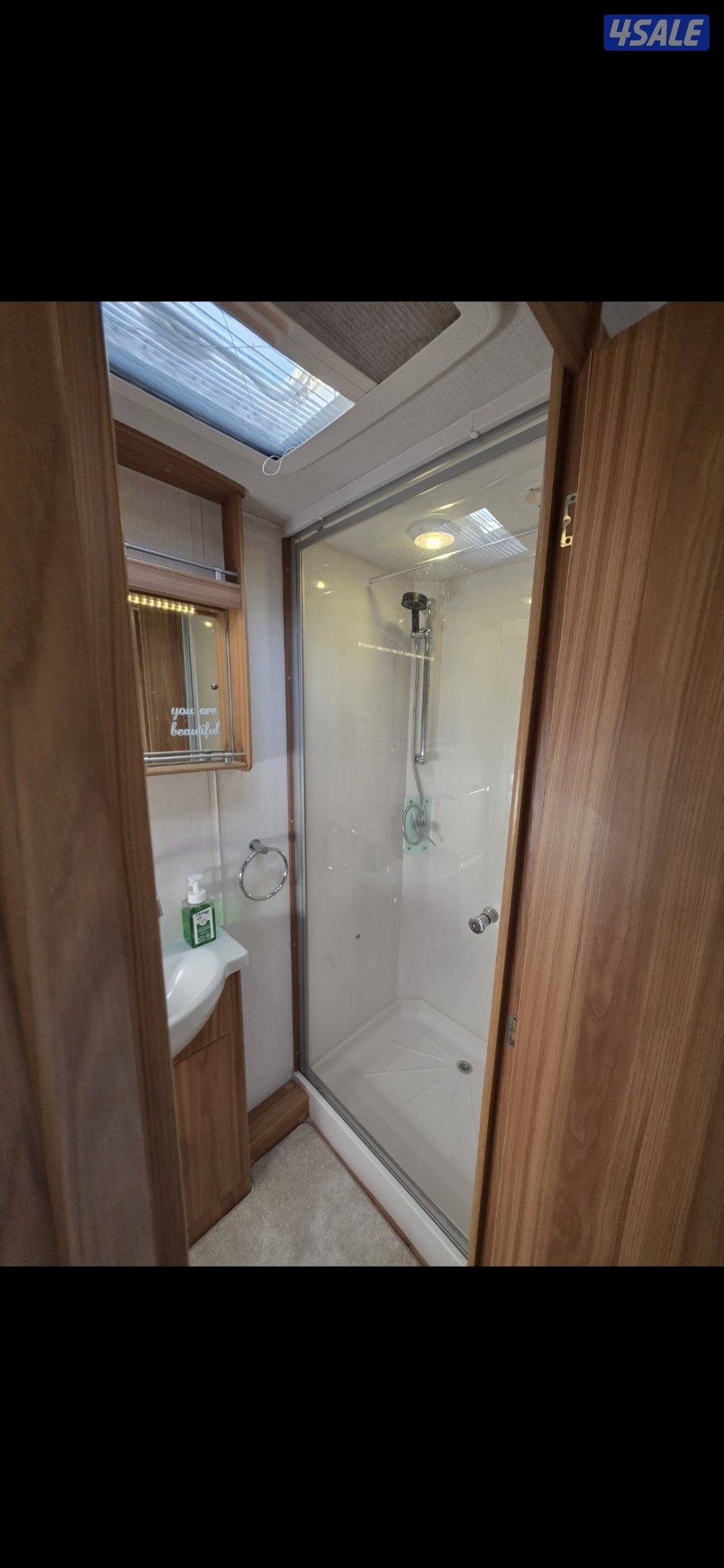 كرفان اوربي لونر 2013 - نظيف جدا8